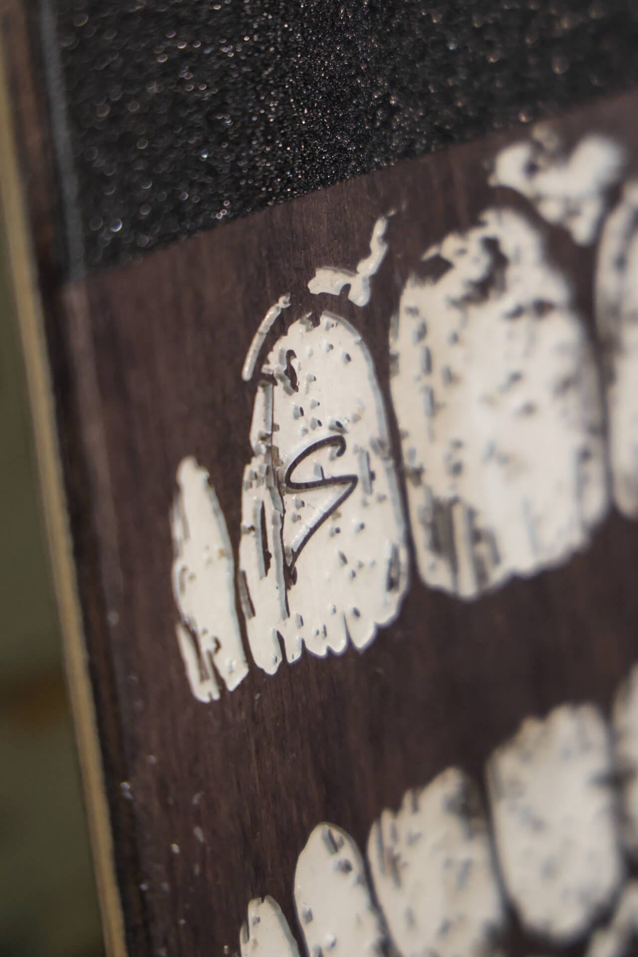 Gnasher (Split Grip) - Image 5